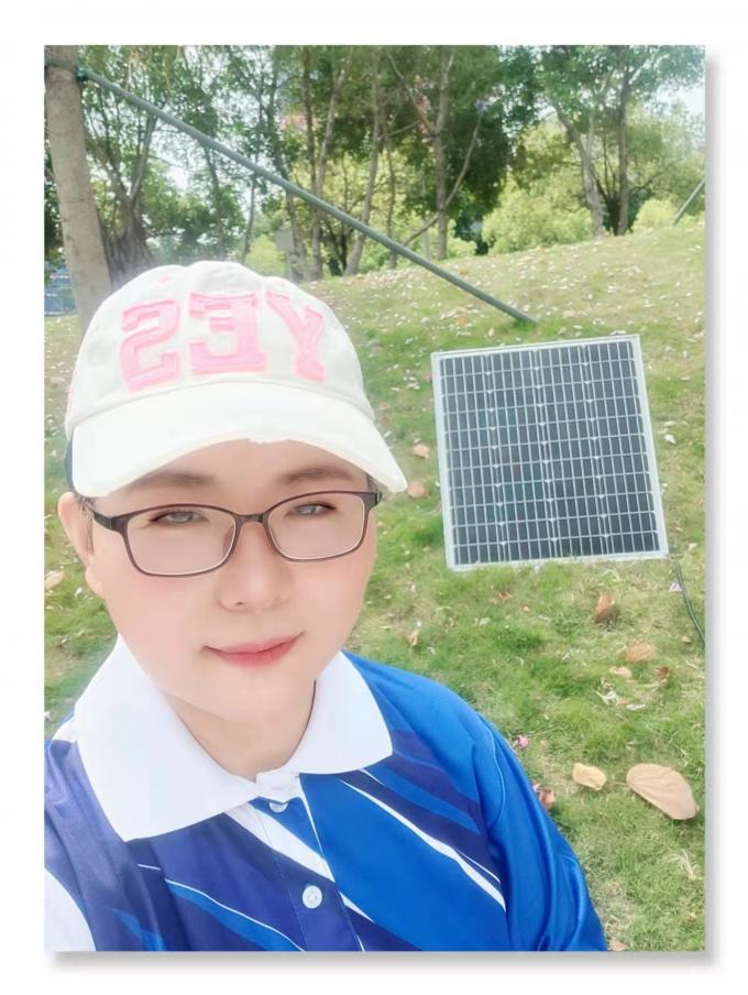 fonte de alimentação portátil exterior de 220V 576Wh com saída de 16 5V2.1A USB 1